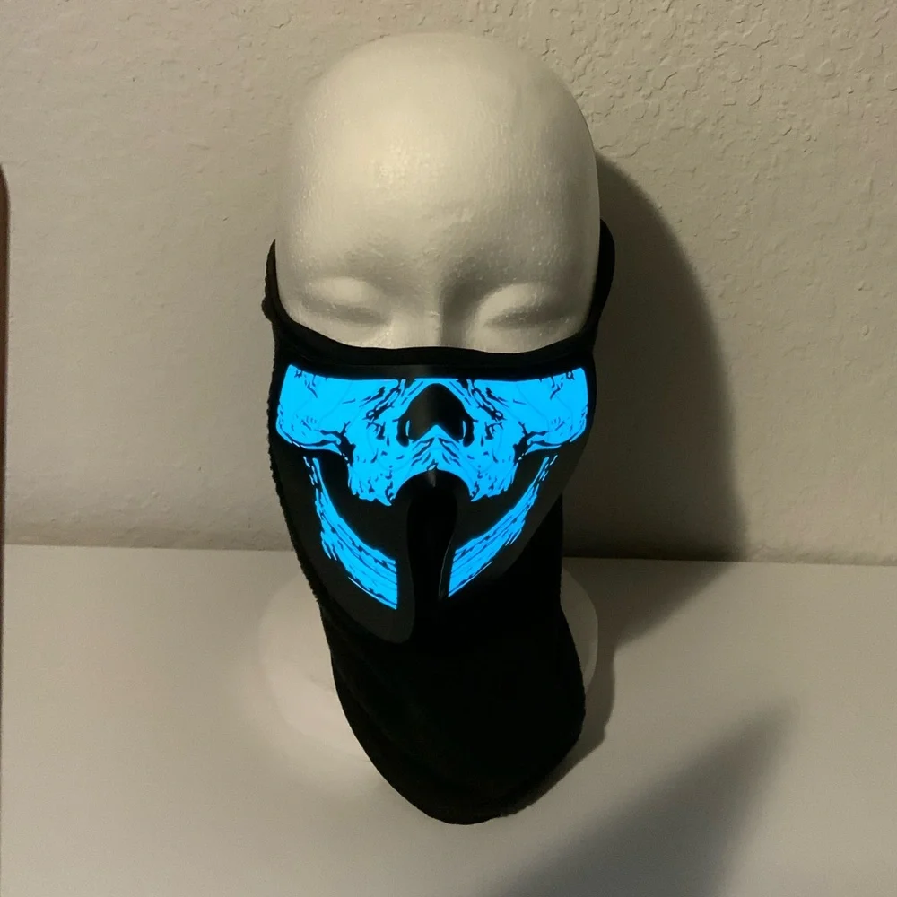 Face mask - Glow in the dark